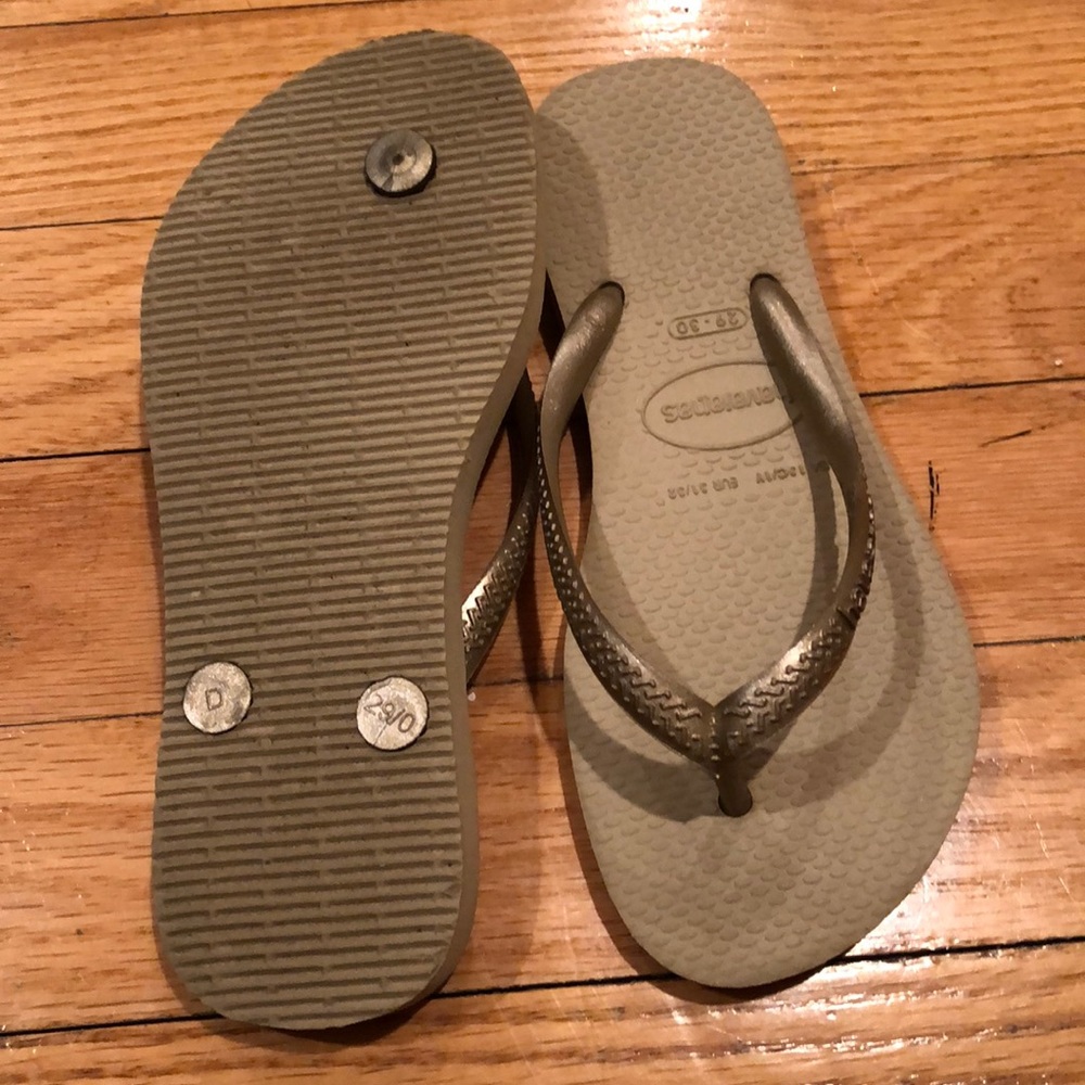🌟Host Pick!🌟💗Havaianas Girls Flip Flops💗 - Picture 3 of 5